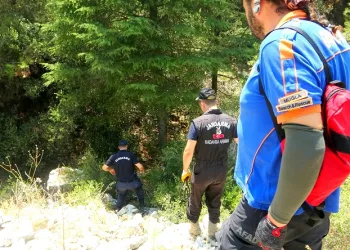 Alzaymır hastası kadın 8 gündür her yerde aranıyor