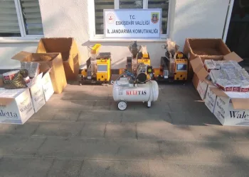 Kaçak sigara satışı yapan şahsa jandarma operasyonu
