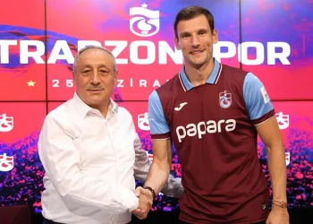 Trabzonspor’da Borna Barisic, Ruzomberok maçı kadrosundan çıkarıldı