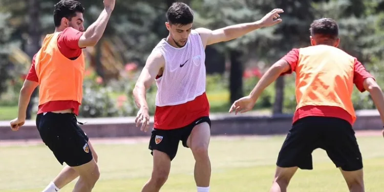 Kayserispor-Sivasspor maçının tarihi belli oldu