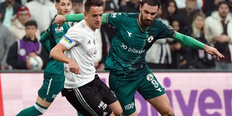 Amir Hadziahmetovic, Beşiktaş’ta kalmak istiyor