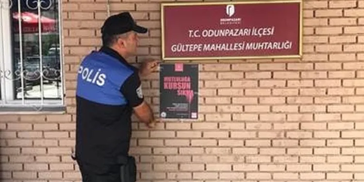 Polis ekipleri eğlence amaçlı silahla havaya ateş açılması konusunda vatandaşları bilgilendirdi