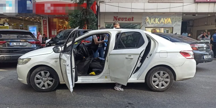 Kartal’da cadde ortasında silahlı saldırı: 1 yaralı