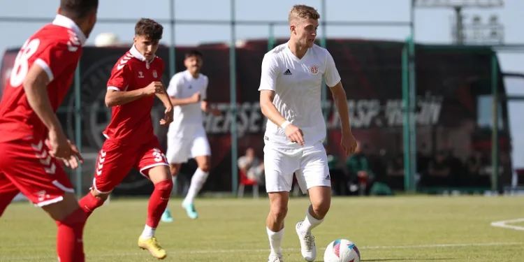 Antalyaspor ikinci etabın ilk hazırlık maçında mağlup oldu