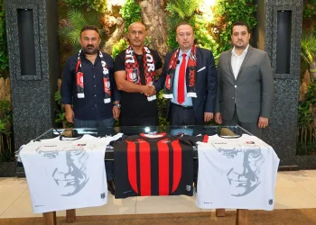 Uşak Spor Efrahim Alkın’a emanet