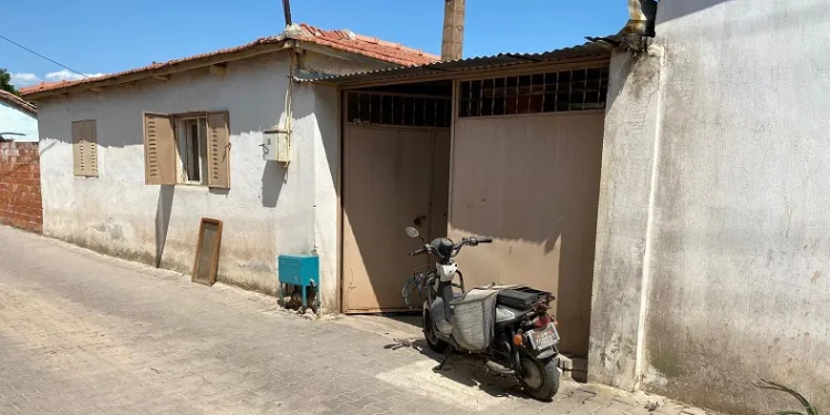 Turgutlu’da bir kişi evinde ölü bulundu