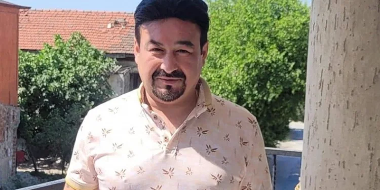 Haber alınamayan ADAM evinde ölü bulundu