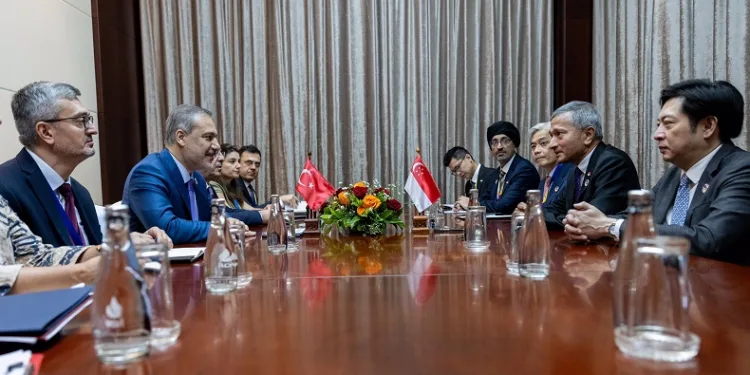 Dışişleri Bakanı Hakan Fidan, Singapurlu mevkidaşı Balakrishnan ile görüştü
