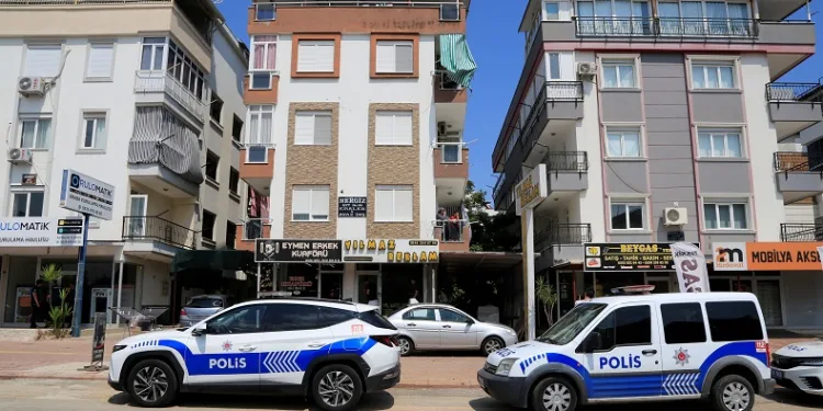 Havalı tüfek ile hayatına son vermek istedi
