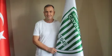 Çayelispor, teknik direktör Vesiy Kanber ile anlaşma sağladı