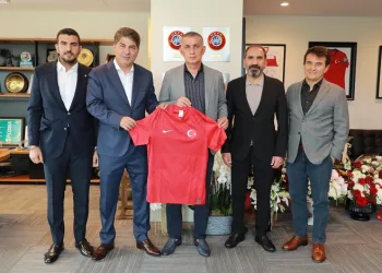 Fenerbahçe’den TFF Başkanı Hacıosmanoğlu’na ziyaret