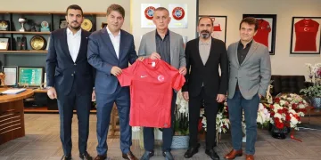 Fenerbahçe’den TFF Başkanı Hacıosmanoğlu’na ziyaret