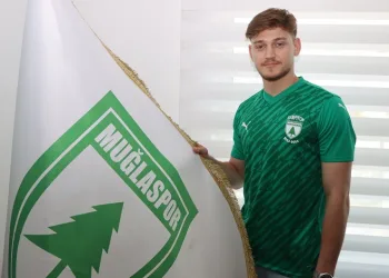 Muğlaspor Canberk Aydemir’i renklerine bağladı