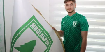 Muğlaspor Canberk Aydemir’i renklerine bağladı
