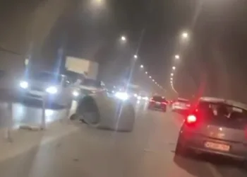 Tünelin havalandırma borusu yola düştü, faciadan dönüldü
