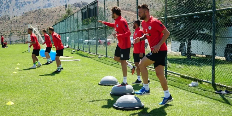Isparta 32 Spor, yeni sezon hazırlıklarını sürdürüyor