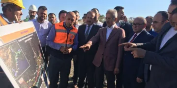 “Çeşmeli-Kızkalesi otoyolu 7 tünel, 5 viyadükten oluşuyor”
