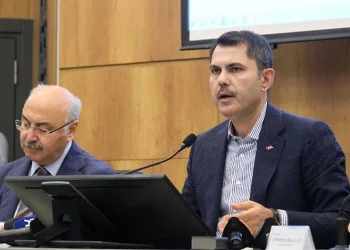 “Yıl sonuna kadar 200 bin konutu teslim edeceğiz”