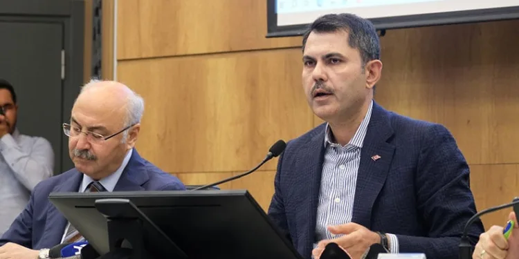 “Yıl sonuna kadar 200 bin konutu teslim edeceğiz”