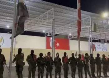 Suriyeli komutandan provokasyon uyarısı! ‘Türk bayrağı bizim için kutsal’