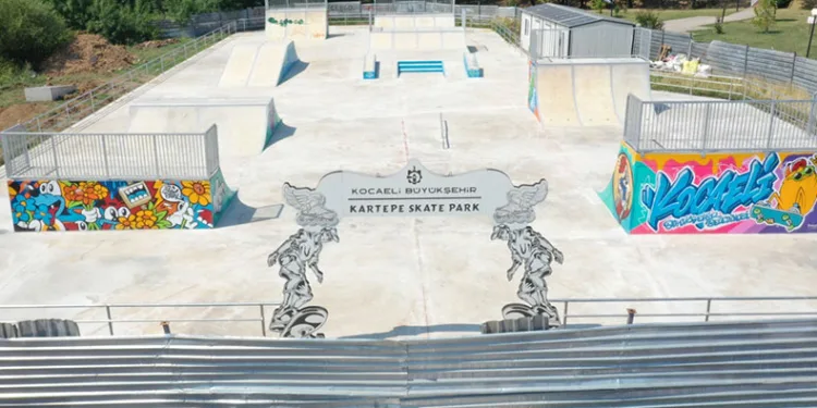 Kartepe’ye skate park yapıldı