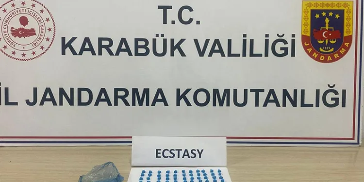 Jandarmadan uyuşturucu operasyonu
