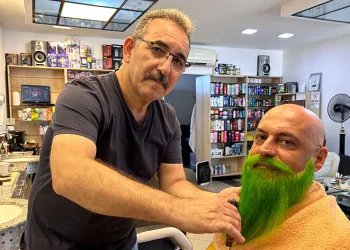 Ruh haline göre sakalları değişiyor
