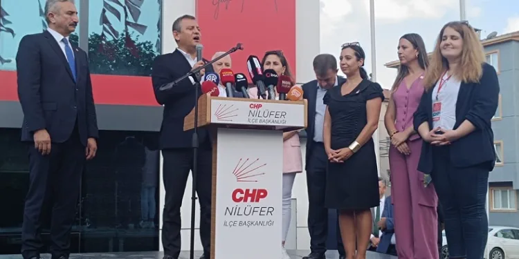 CHP Genel Başkanı Özgür Özel Nilüfer’de vatandaşa seslendi