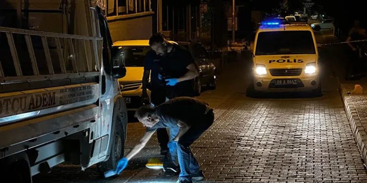Kuşadası’nda eski koca dehşet saçtı