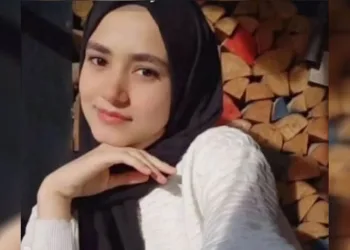 Eski eşi tarafından 13 yerinden bıçaklanarak öldürüldü