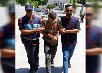 Bir ay içinde ormanı üç kez yakan çoban tutuklandı