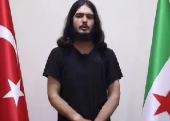 Türk bayrağına saldıran Suriyeli yakalandı