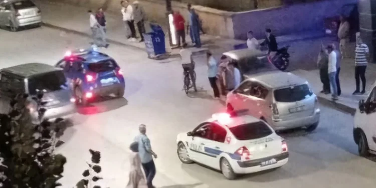 Husumetli iki grup arasında kavga: 4 yaralı