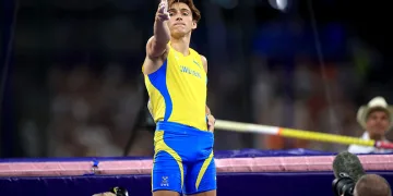 Rekorlar kıran Armand Duplantis’ten, Yusuf Dikeç pozu