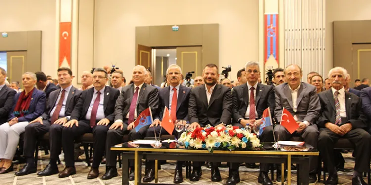 Trabzonspor’un ‘Süper Lig’de 50. Yıl’ toplantısı yapıldı