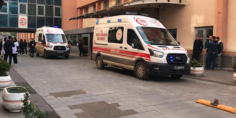 Batman’da 4 kişi boğulmaktan son anda kurtarıldı