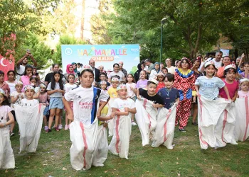 Yıldırım’da sokaklar şenlendi