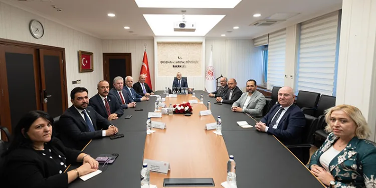 ATO Başkanı Baran: “SGK prim ödemelerinde bankalar komisyon almasın”