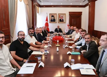Vali Demirtaş: “Milli serveti çürütmememiz lazım”
