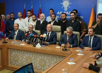 AK Parti Bursa İl Başkanı Gürkan: “İlk günkü aşkla kutluyoruz”