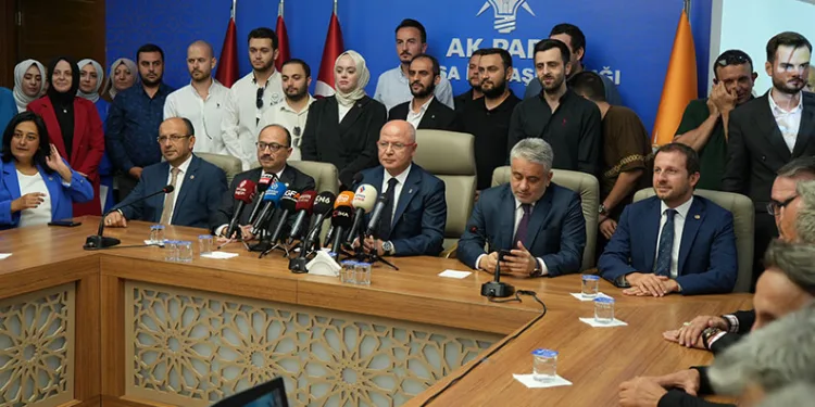 AK Parti Bursa İl Başkanı Gürkan: “İlk günkü aşkla kutluyoruz”
