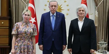 AÜ Rektörü Prof.Dr. Özlenen Özkan yeniden rektör olarak atandı