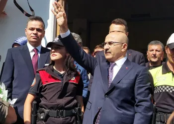 Mahmut Demirtaş Bursa’ya veda etti
