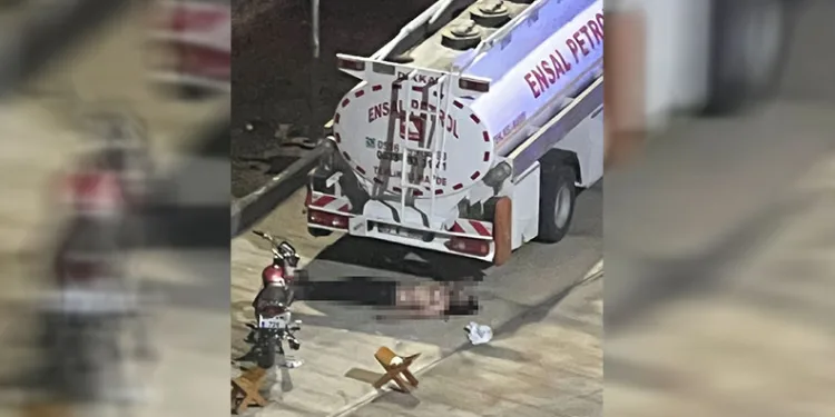 Akaryakıt istasyonunda silahlı kavga: 1 ölü, 1 yaralı