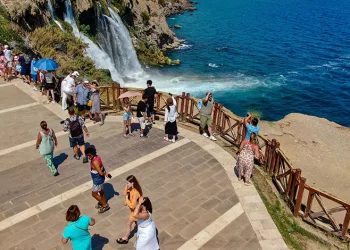 7 ayda 9 milyon turist