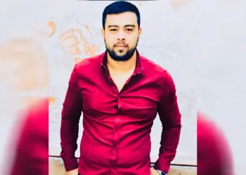 Boşanma aşamasındaki kocasını silahla vurarak öldürdü
