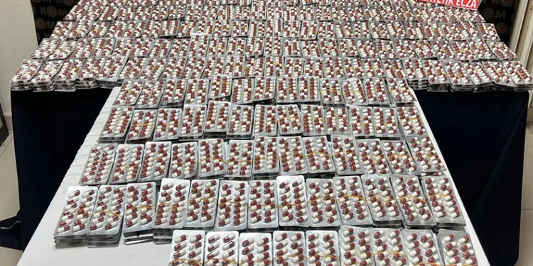 Karaman’da 3 kişi uyuşturucudan tutuklandı