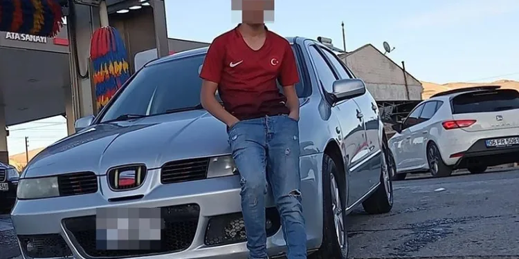 İnşaattan düşen genç hayatını kaybetti