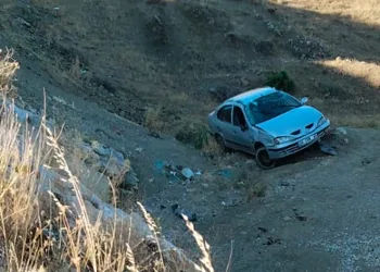 Kırıkkale’de otomobil şarampole yuvarlandı