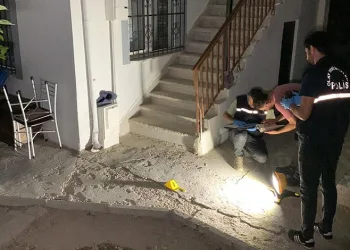 Yataktan düşen 9 aylık bebek hayatını kaybetti